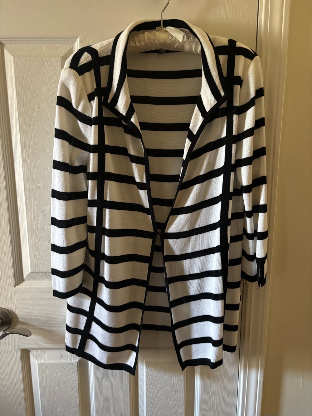Ming Wang Black and White Striped Open-Front Cardigan jacket